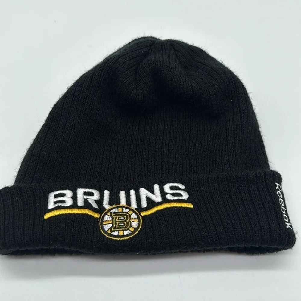 Reebok Boston Bruins Youth 8-20 Cuffed Knit Black Cap Hat Beanie